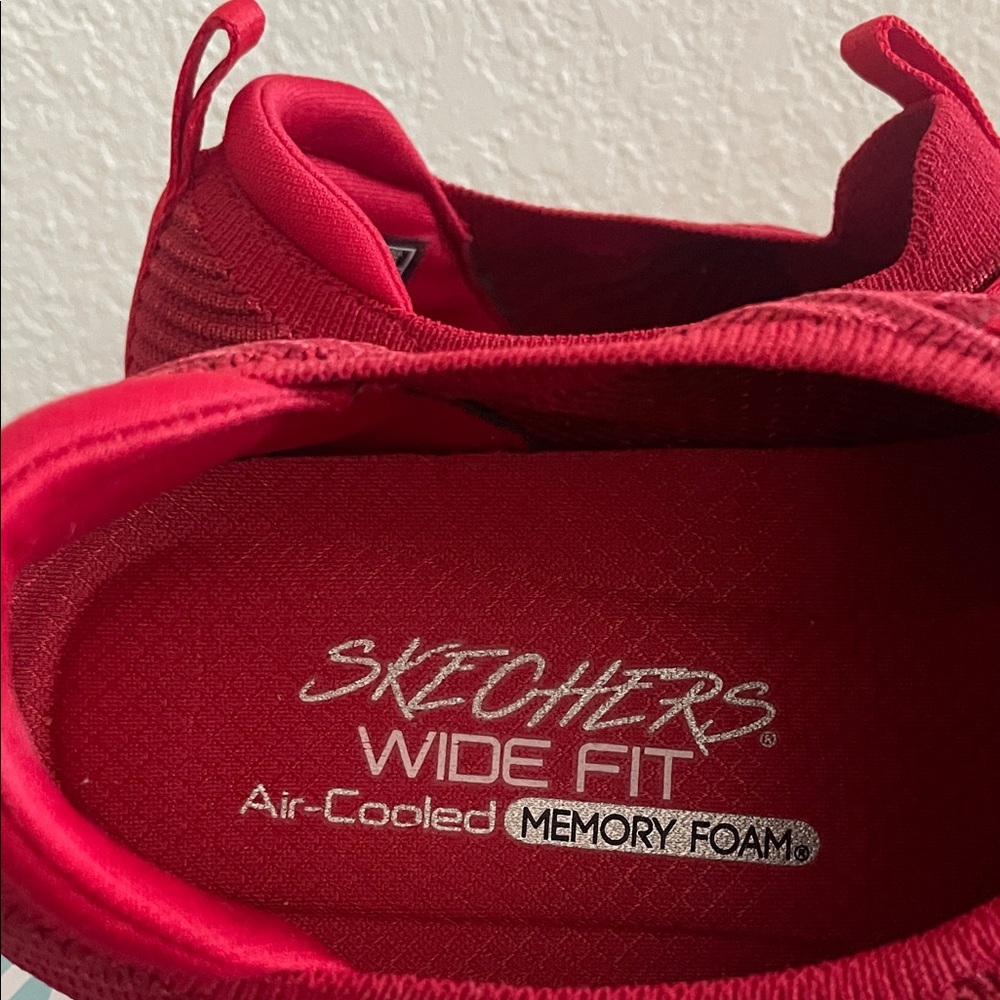 Skechers Women's Ultra Flex Full Embrace Wide Fit Red Sneakers - Picture 5 of 11